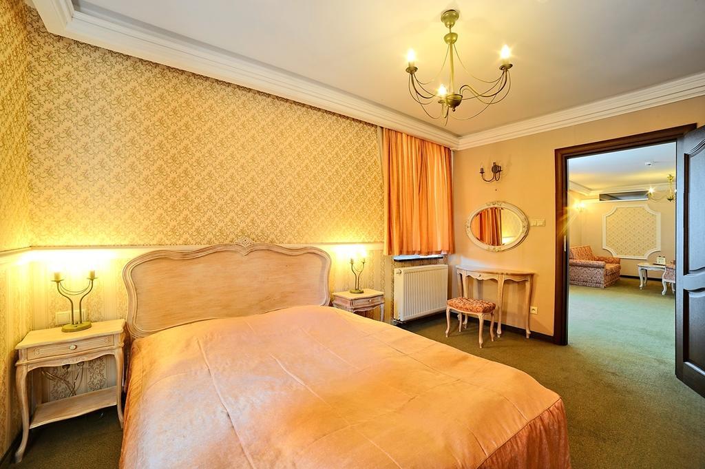 Hotel Fajkier Крочице Экстерьер фото